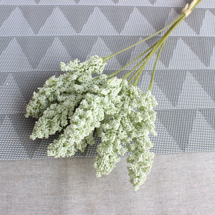 Realistische Decoratieve Gedroogde Bloemenboeket