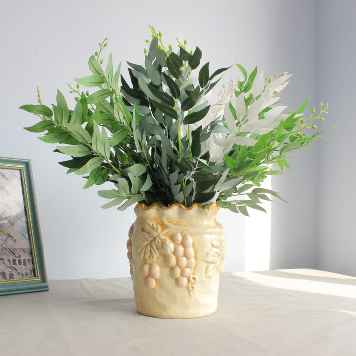 Realistische Eucalyptus Stengel Arrangement