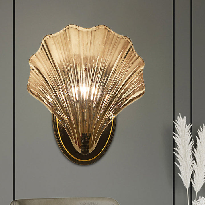 Enkel gewelfde schelp wandlamp landhuisstijl zwart/goud geribbeld glas wandlamp verlichtingselement