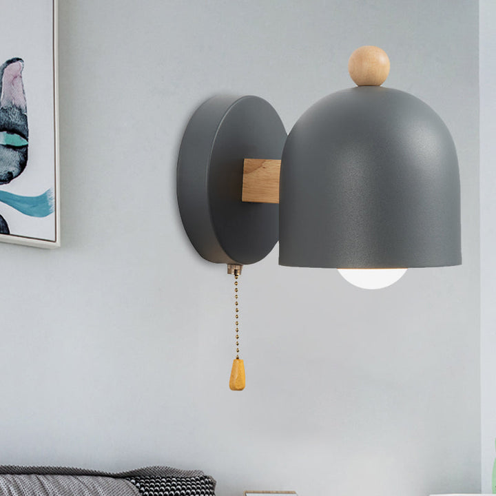 Nordic Kleine Koepel Trekkoord Wandlamp Ijzer 1 Lamp Slaapkamer Wandmontage Verlichting in Grijs met Houten Detail