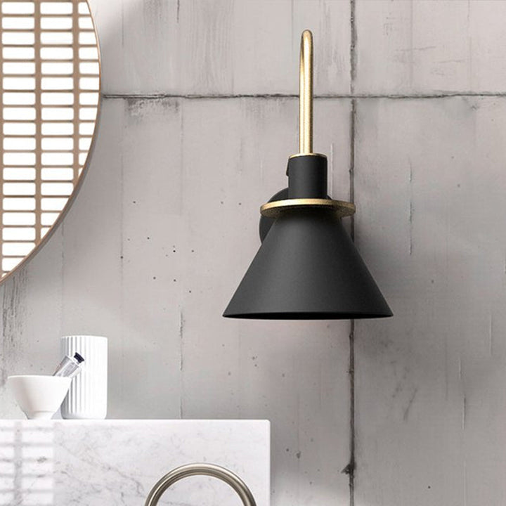 Zwart/Wit/Groen Kegelwandlamp Macaron 1-Licht Metaal Wandgemonteerde Lamp met gebogen Arm voor de slaapkamer, Warm/Wit Licht