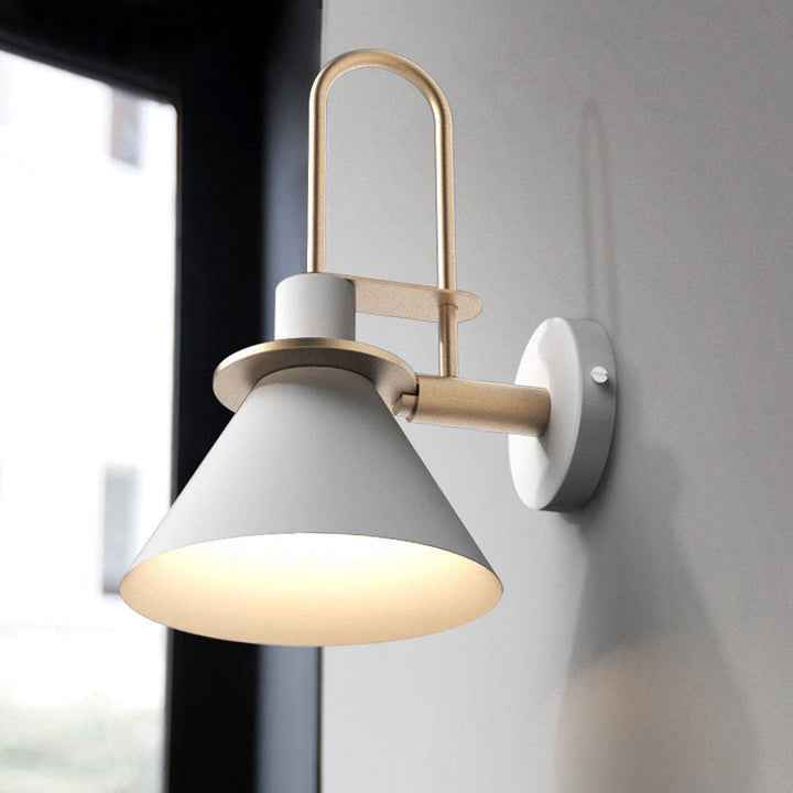 Zwart/Wit/Groen Kegelwandlamp Macaron 1-Licht Metaal Wandgemonteerde Lamp met gebogen Arm voor de slaapkamer, Warm/Wit Licht