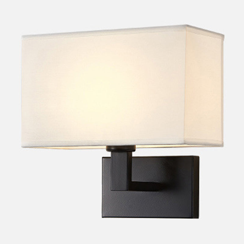 Postmodern Cube Wandlamp Stof 1-Lichts Nachttafel Lees Wandlamp in Wit/Beige/Bruin met Zwart/Gouden Arm