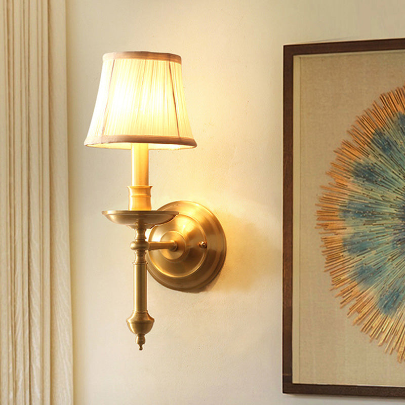 Kaarsenhouder woonkamer wandverlichting vintage metalen enkele gouden wandlamp met empire stoffen kap
