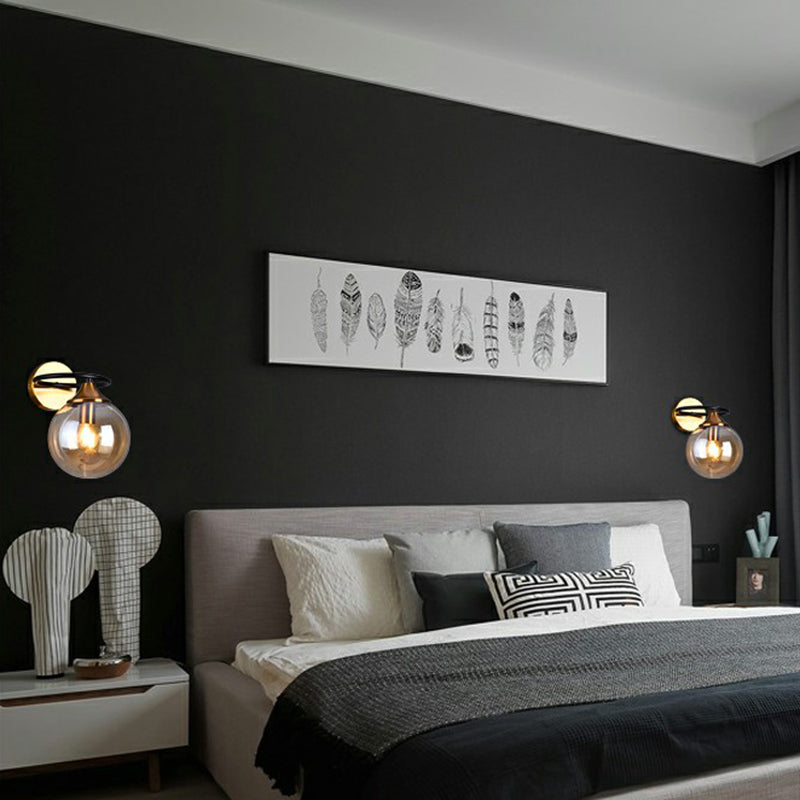Postmoderne Stijl Ball Wandlamp Licht Glas 1-Licht Slaapkamer Wandarmatuur Licht in Messing
