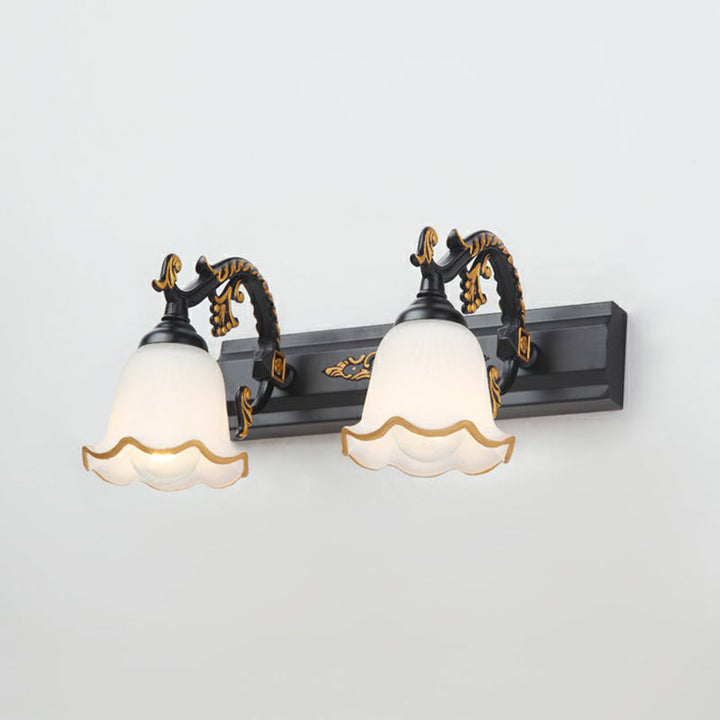 Bloemige badkamer wastafel wandverlichting vintage stijl opaal glazen wandlamp verlichting