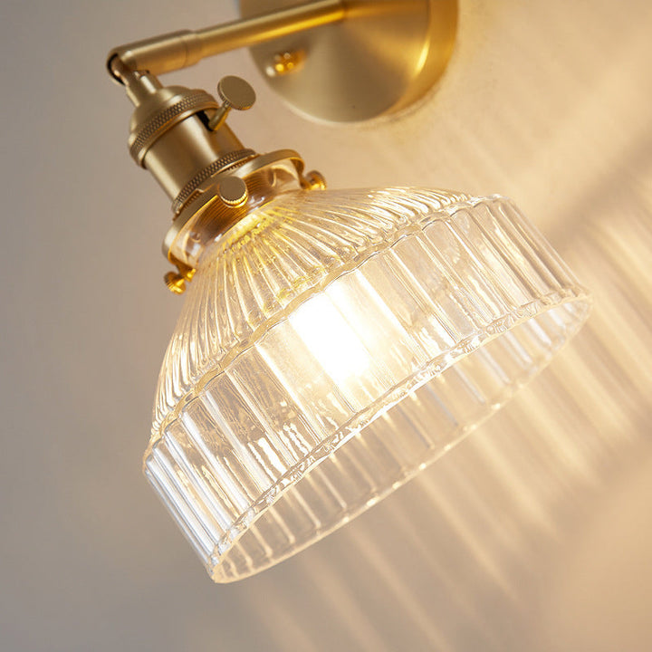 Industriële Wandlamp Geperst Ribbeld Glas Wandlamp Sconces in Gouden Afwerking voor Slaapkamer
