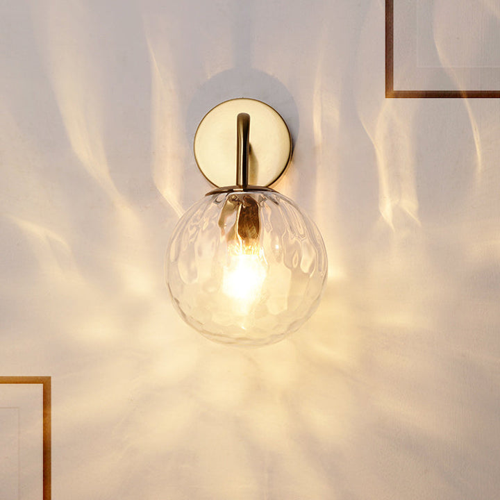 Geribbelde Glazen Bol Wandlamp Minimalistisch 1 Licht Gouden Wandlamp met Arm