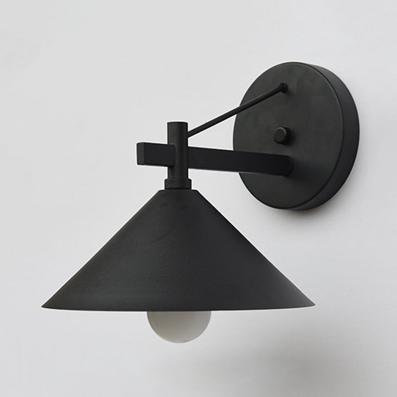 Metaal Kegel Wandlamp Vintage 1 Licht Buitenwandverlichting Lamp in Zwart/Antiek Messing/Oud Zilver