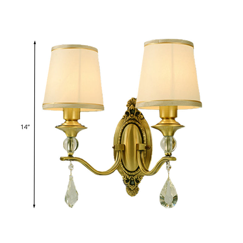 Traditionele conische wandlampmontage 1/2 koppen stof wand scone verlichting in goud met hangende kristal