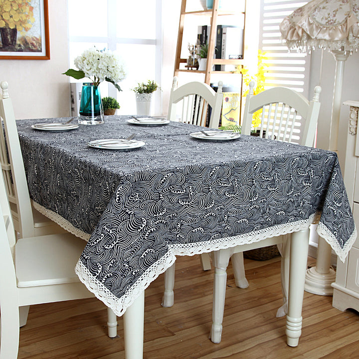 Decoratieve Tafellaken met Kantafwerking
