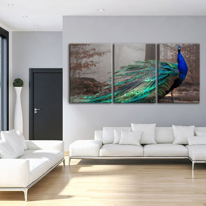 Levendige Pauw Aan de Vijver - Canvas Wandkunst Schilderij 3 Delen