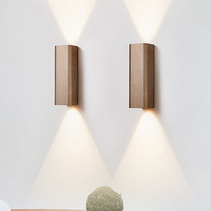 Moderne Kubusvormige Wandlamp Metaal Woonkamer LED Op- en Neerwaartse Wandlamp in Brons/geel/bruin