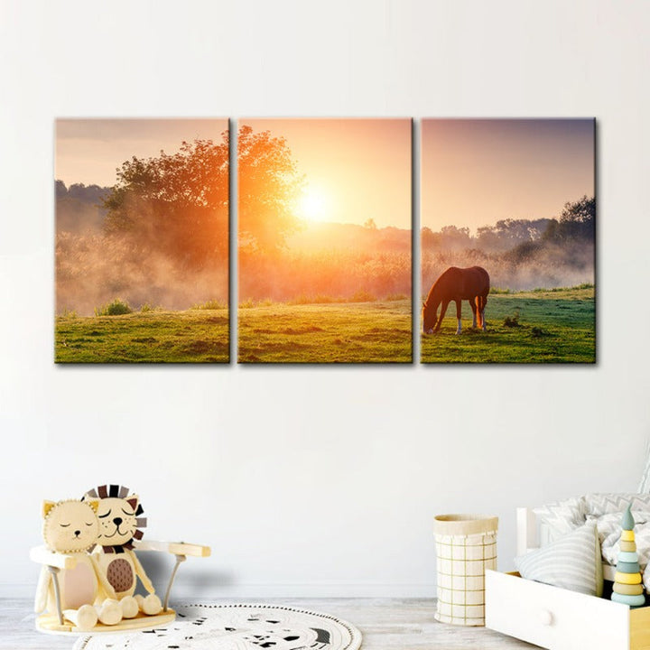 Zonsopgang Grazen Paard-Canvas Wandkunst Schilderij 3 Stukken