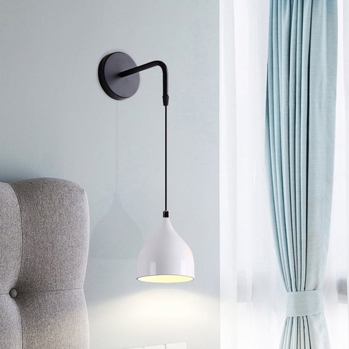 Wit/Zwart Afwerking Urnenvorm Wandmontage Licht Modern 1 Licht IJzeren Wandpendelleuchte voor Nachttafel