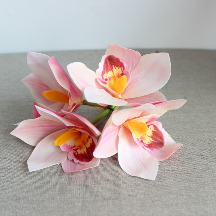 Realistische Orchidee Bloemenboeket