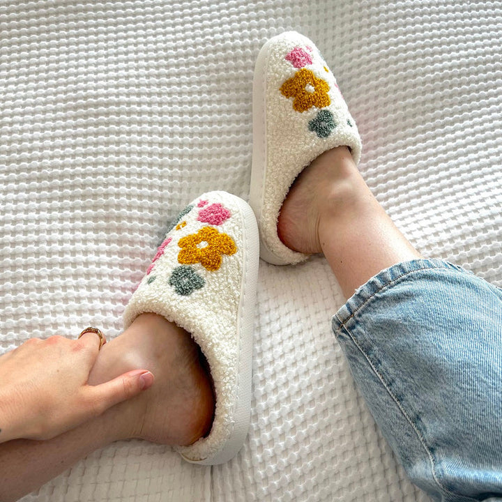 Arosta | Blumina | Warme slippers | Bloemmotief | Antislipzool