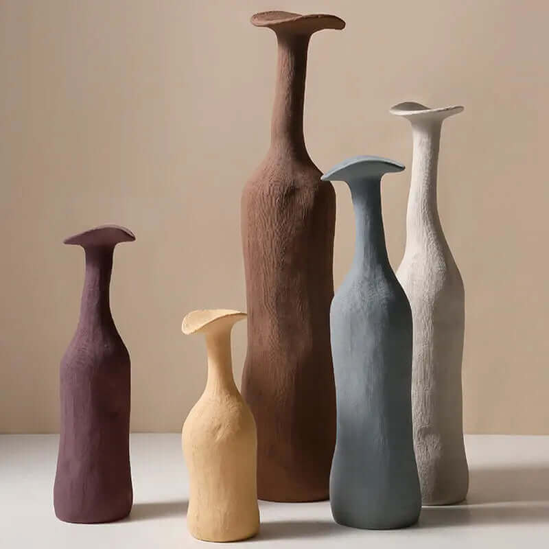 Minimalistische Morandi-kleurige Vazen