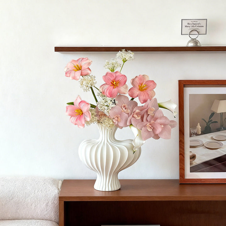 Elegante Bloemenvaas Arrangement voor Interieur Styling