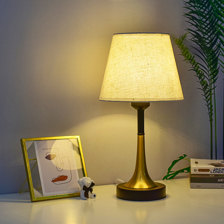 Moderne Geplateerde Basis Tafellamp