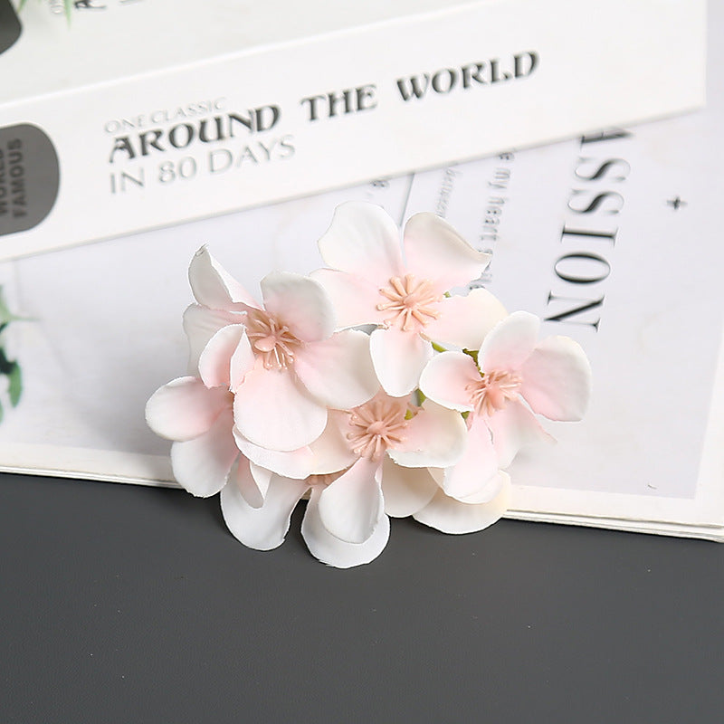 Decoratieve Nepbloesem Arrangement voor Huisdecoratie