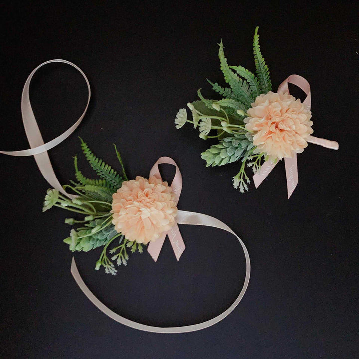 Faux Bloem Corsage met Riem