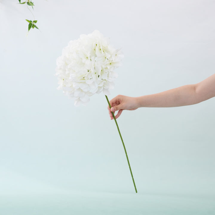 Elegante Nep Bloemarrangement