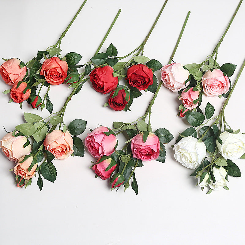 Realistisch Kunstmatige Rozen Arrangement