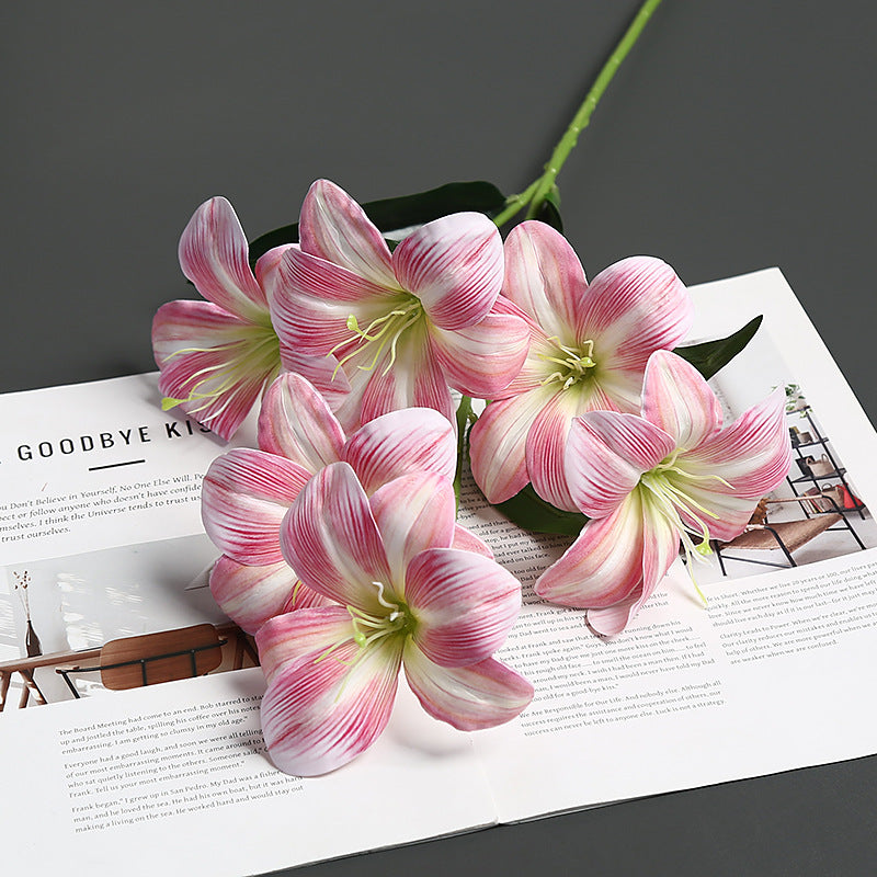 Realistische Zijde Bloem Steel Arrangment