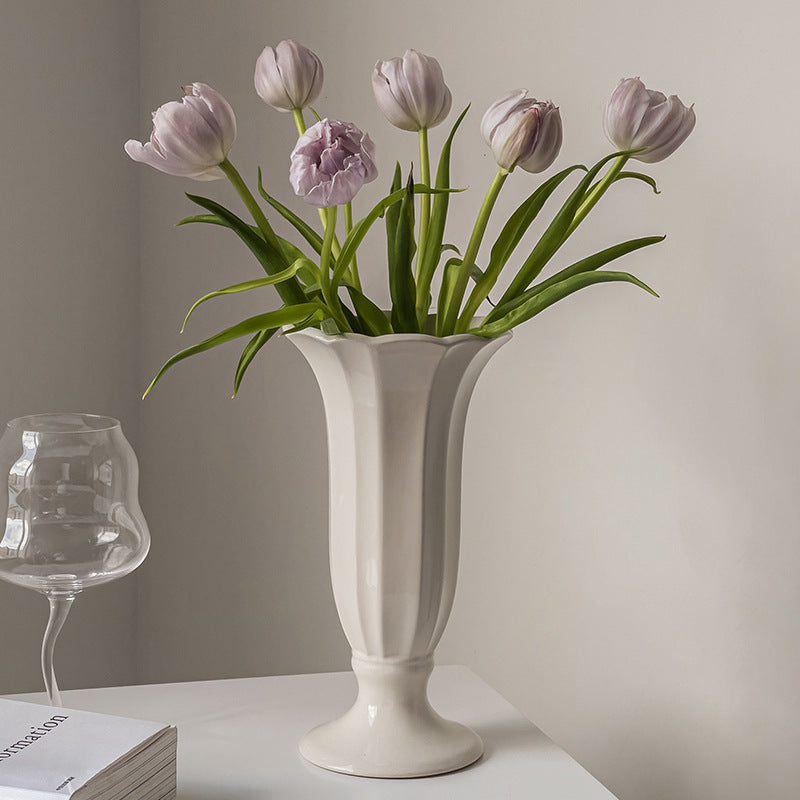 Decoratieve Bloem Motief Geperst Keramische Vaasje voor Woondecoratie