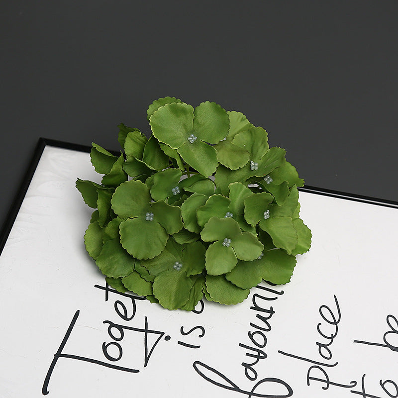 Elegante Decoratieve Bloemenarrangement