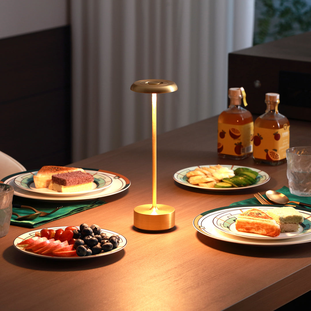 Moderne LED Tafellamp voor Functionele Huiskamerverlichting