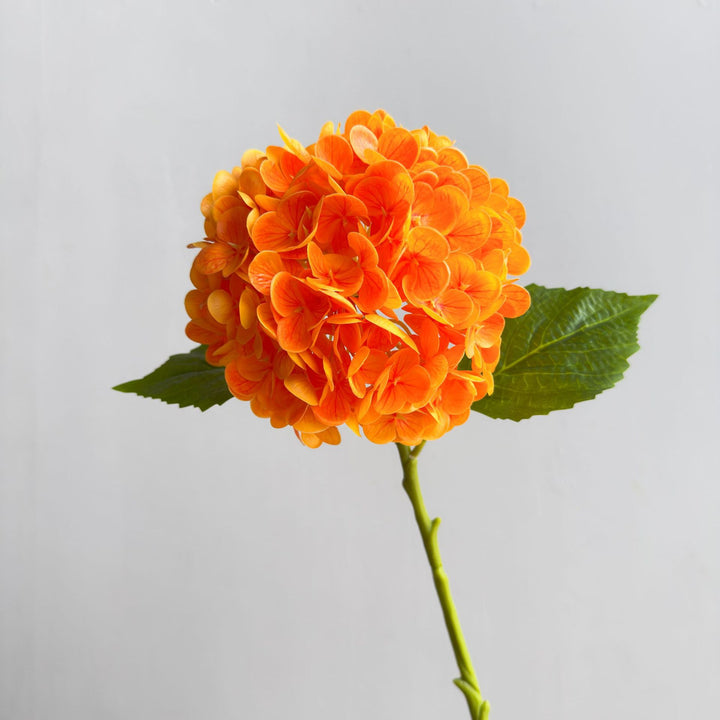 Nep-Hortensia Bloemarrangement