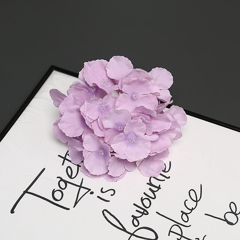 Elegante Decoratieve Bloemenarrangement