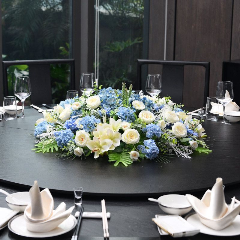 Luxe Bloemige Tafelstuk Arrangement