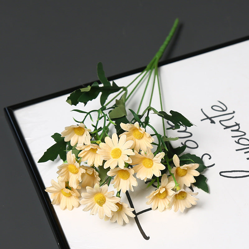 Decoratieve Bloemenarrangement voor Woondecoratie