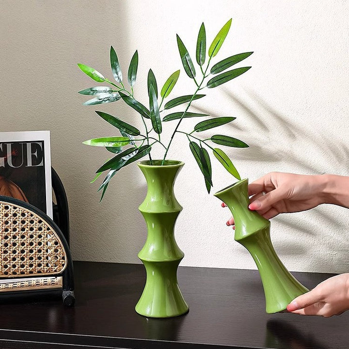 Contemporary Bamboo-Style Vaasje