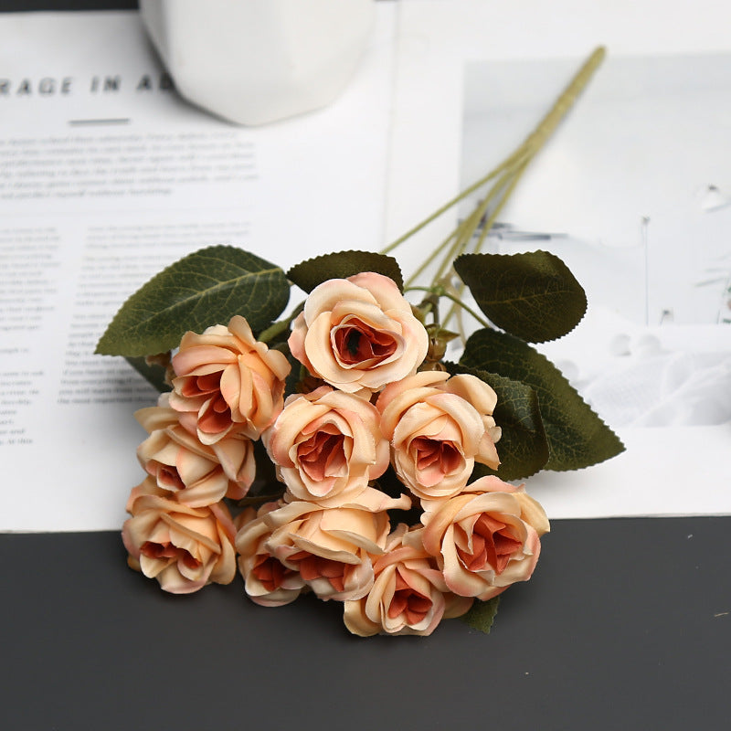 Decoratieve Zijde Rozenboeket voor Woondecoratie