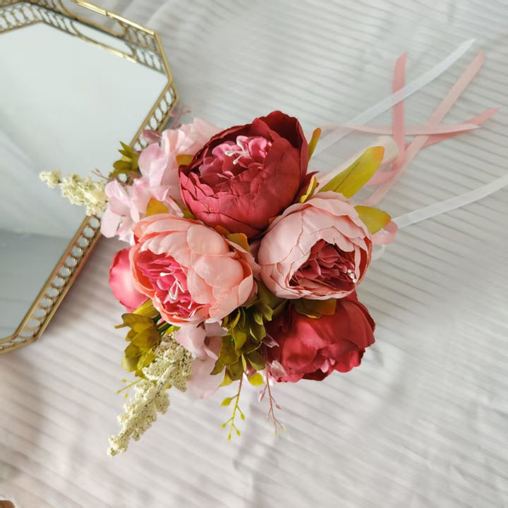 Elegante Bloemige Bruidsboeket