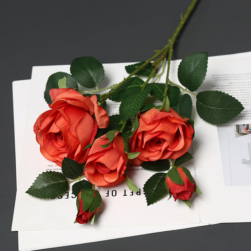 Zachte Zijde Rozen Arrangement