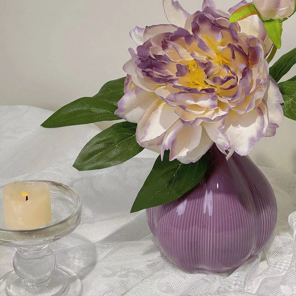 Elegante Nepp Floral Display