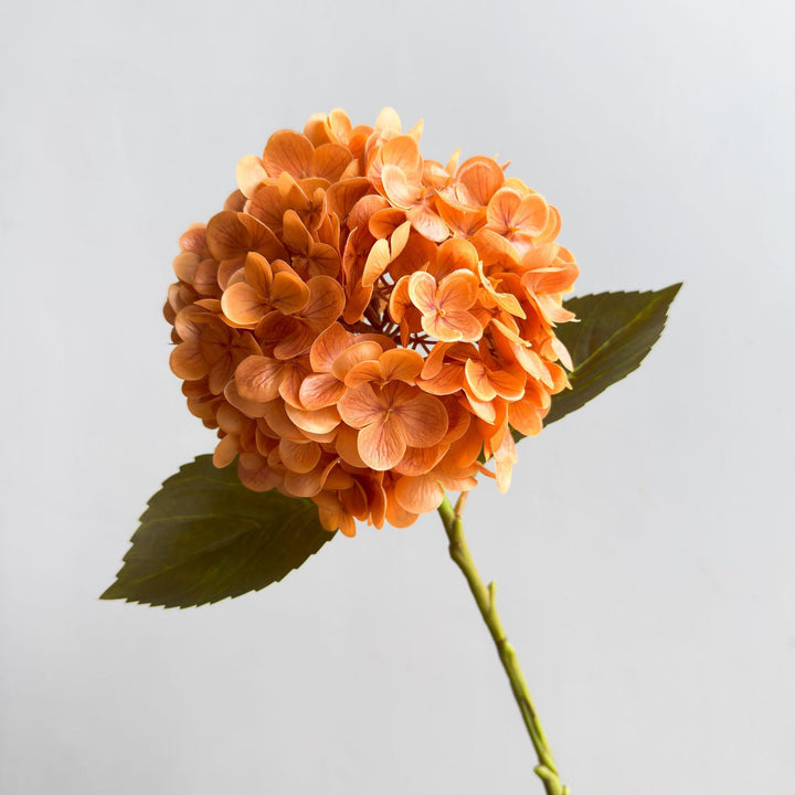 Nep-Hortensia Bloemarrangement