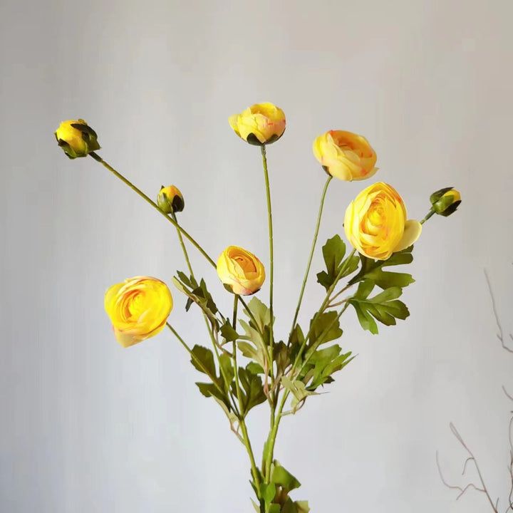 Realistische Ranunculus Bloemarrangement