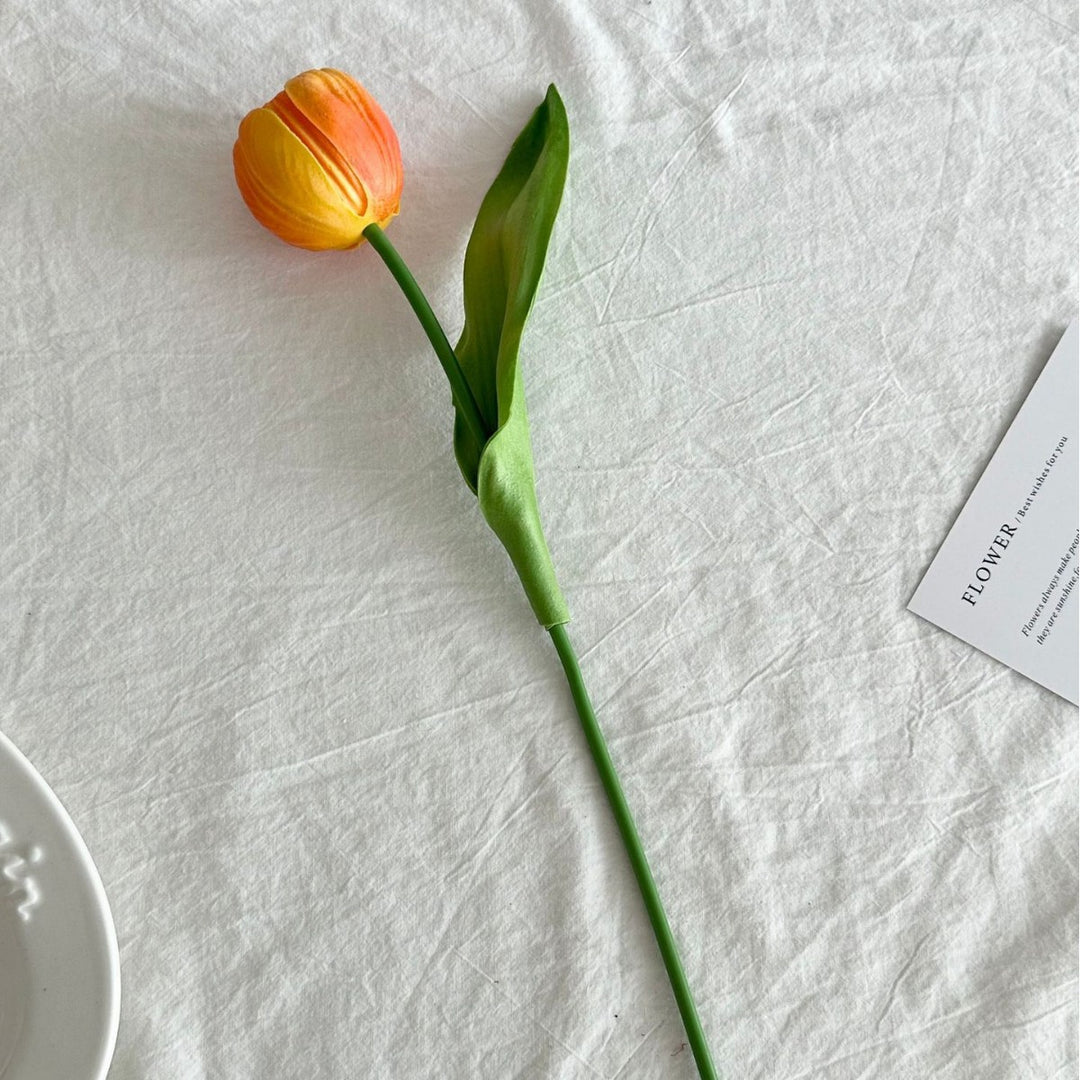 Realistische Faux Tulp Bloem Steel