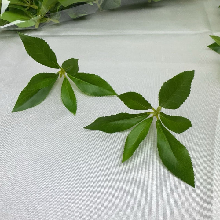 Levensechte Bladeren Arrangement