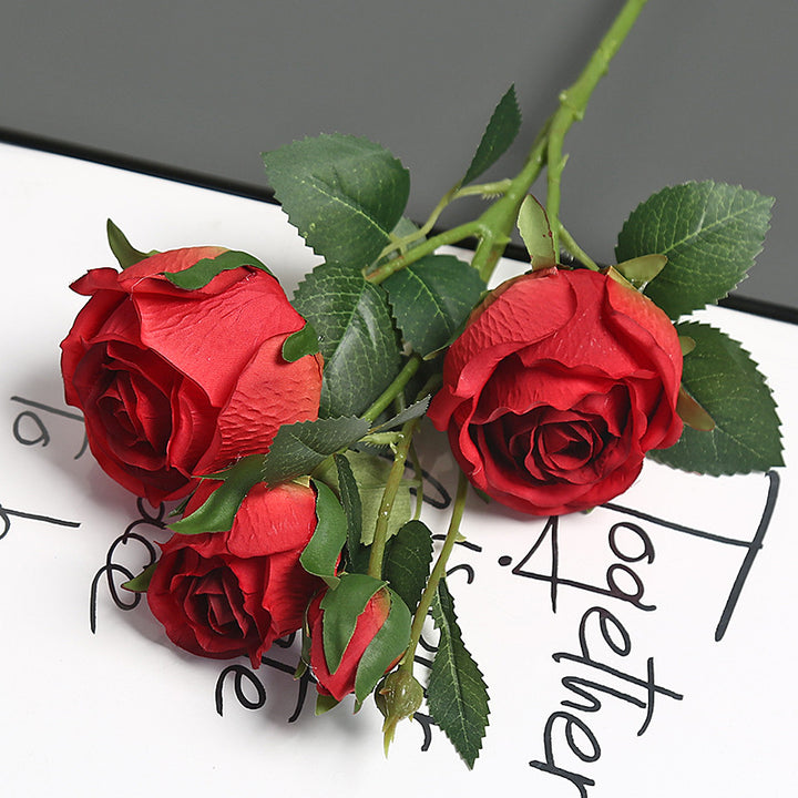 Realistisch Kunstmatige Rozen Arrangement