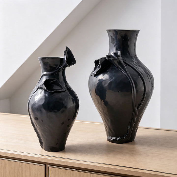 Elegante Bloemrijke Metalen Vaasje