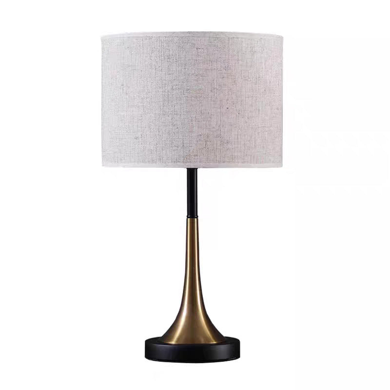 Moderne tafel lamp met kristalaccenten