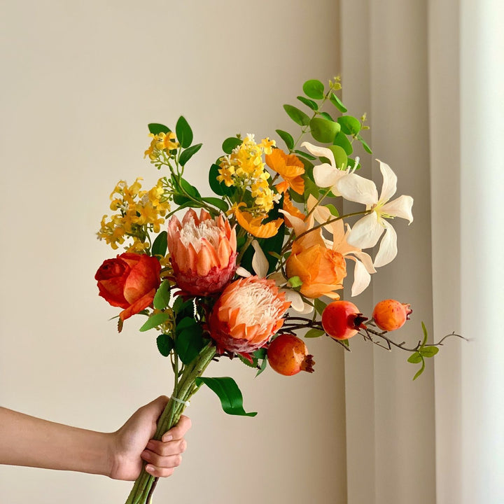 Levensechte Bloemarrangement voor Moderne Woondecoratie
