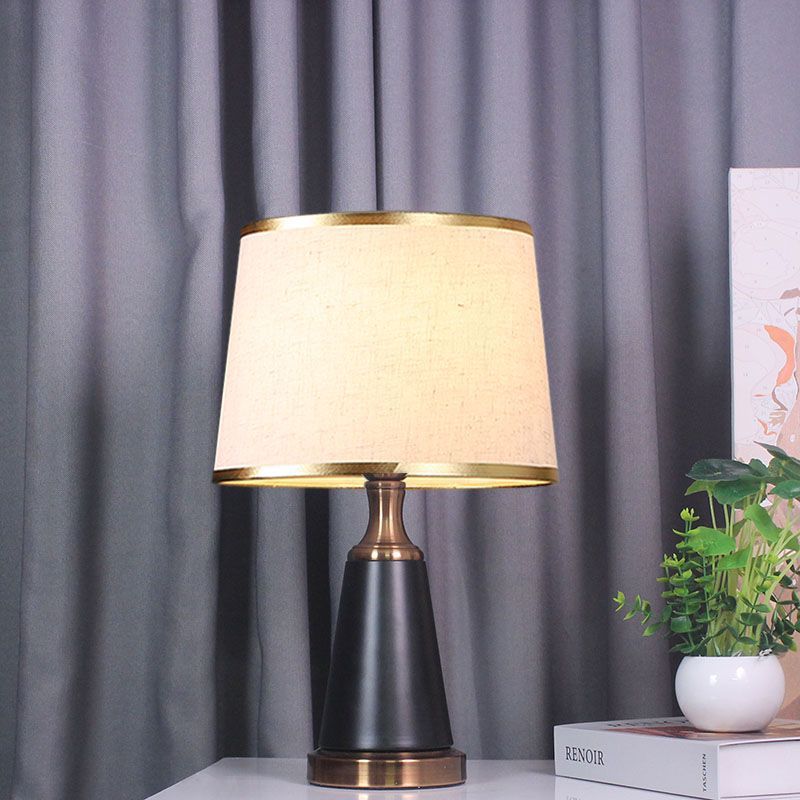 Sculpturaal Decoratieve Tafel Lamp